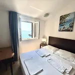 Aparthotel Priscapac & 4*