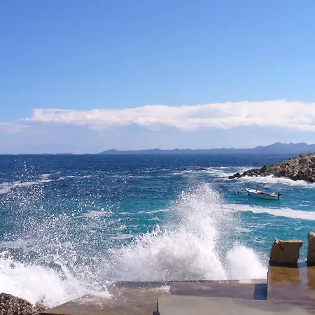 Aparthotel Priscapac & 4*