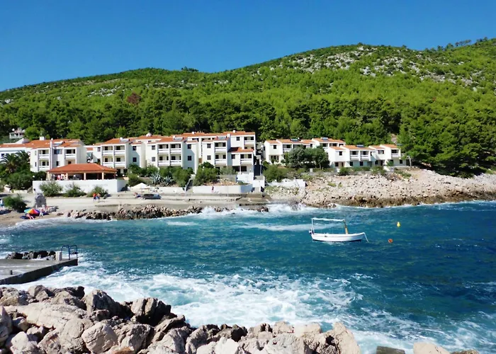 Aparthotel Priscapac & 4*